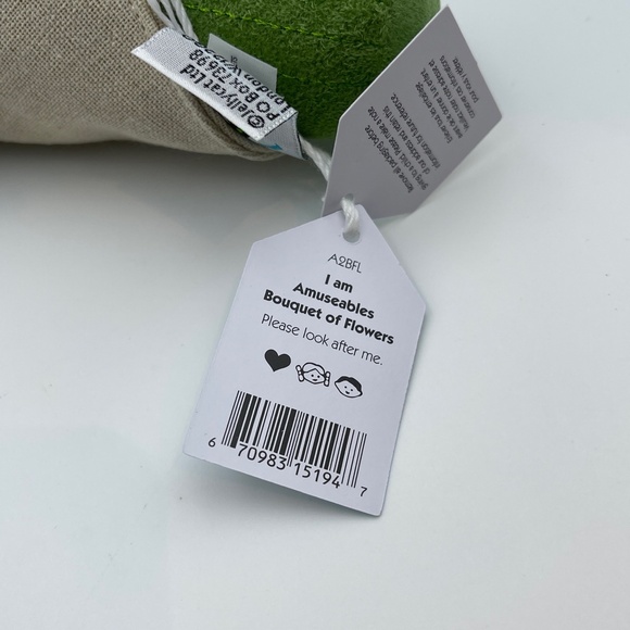 BNWT RARE Jellycat Amuseables Bouquet Of Flowers Collectible Brand New with Tags - Picture 2 of 5